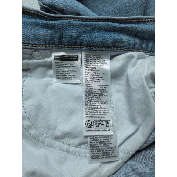 Levi’s 318 Shaping Wide Leg Jeans- Altered - Picture 11 of 15